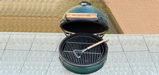 13" small big green egg grill | Grilly Goat